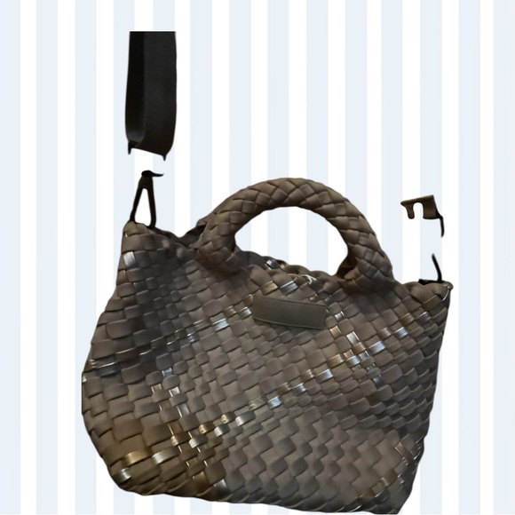 Parker & Hyde Stylish Woven Handbag - Tan - Picture 2 of 5